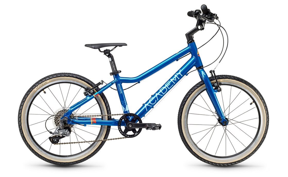 Academy Grade 4 - 20 Zoll - Diamant - 2026