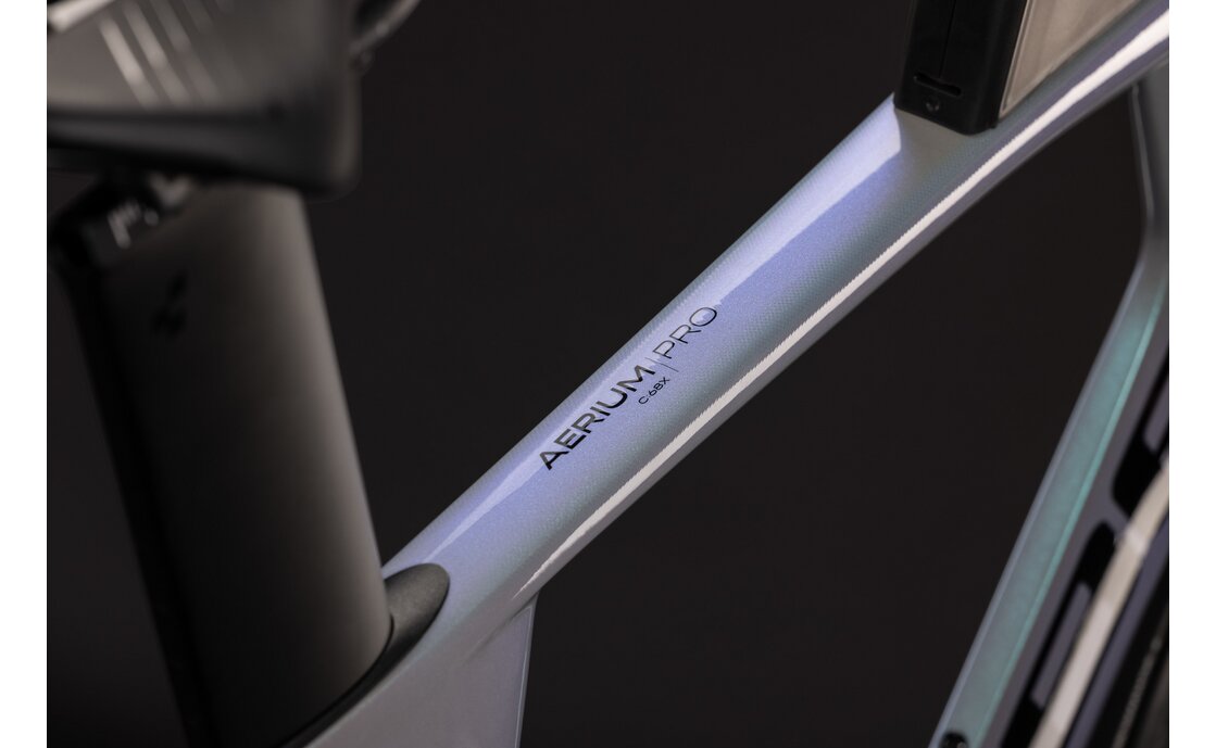 Cube Aerium C:68X Pro - 28 Zoll - Diamant - 2027