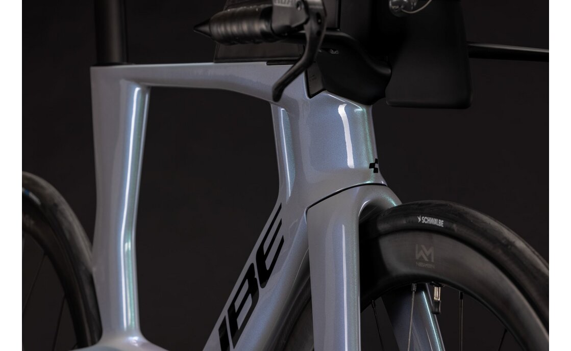 Cube Aerium C:68X Pro - 28 Zoll - Diamant - 2027