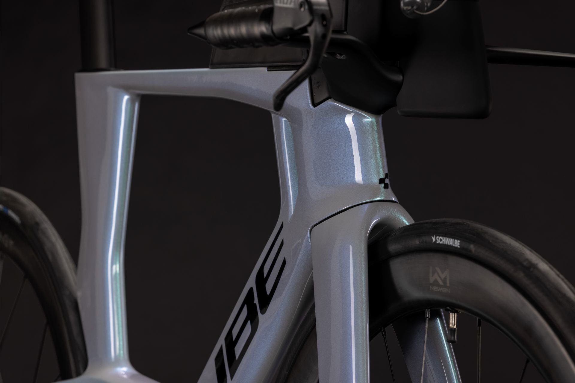 Cube Aerium C:68X Pro - 28 Zoll - Diamant - 2027