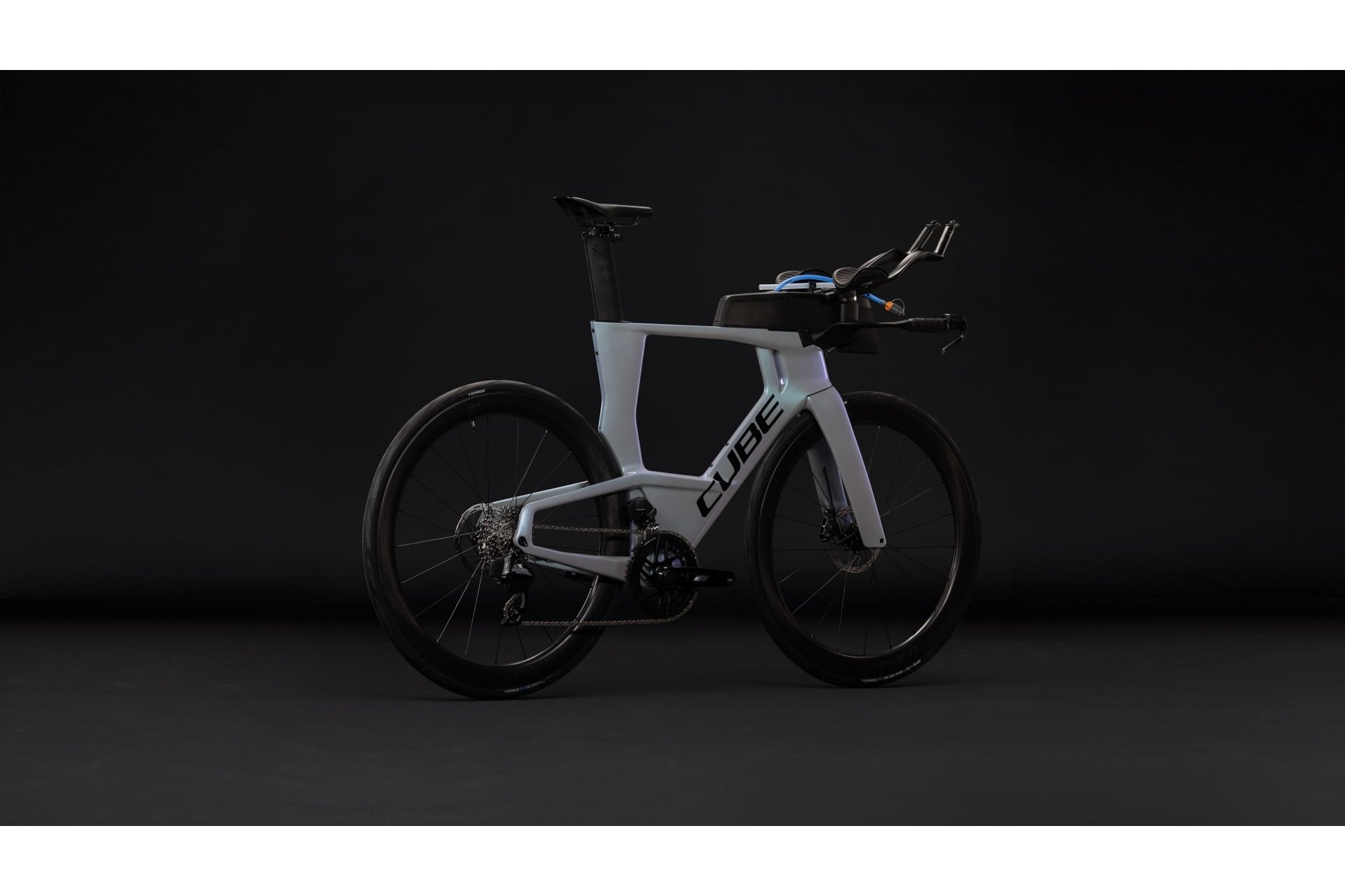 Cube Aerium C:68X Pro - 28 Zoll - Diamant - 2027