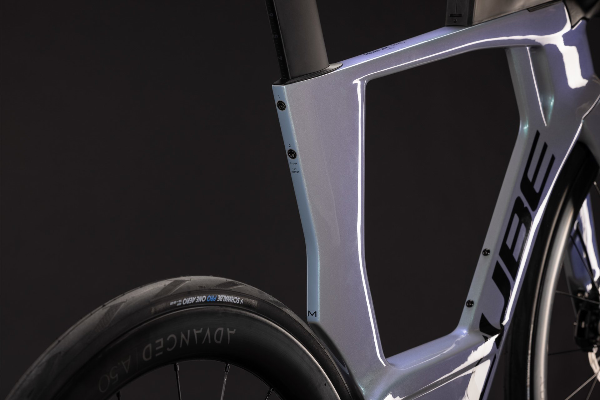Cube Aerium C:68X Pro - 28 Zoll - Diamant - 2027