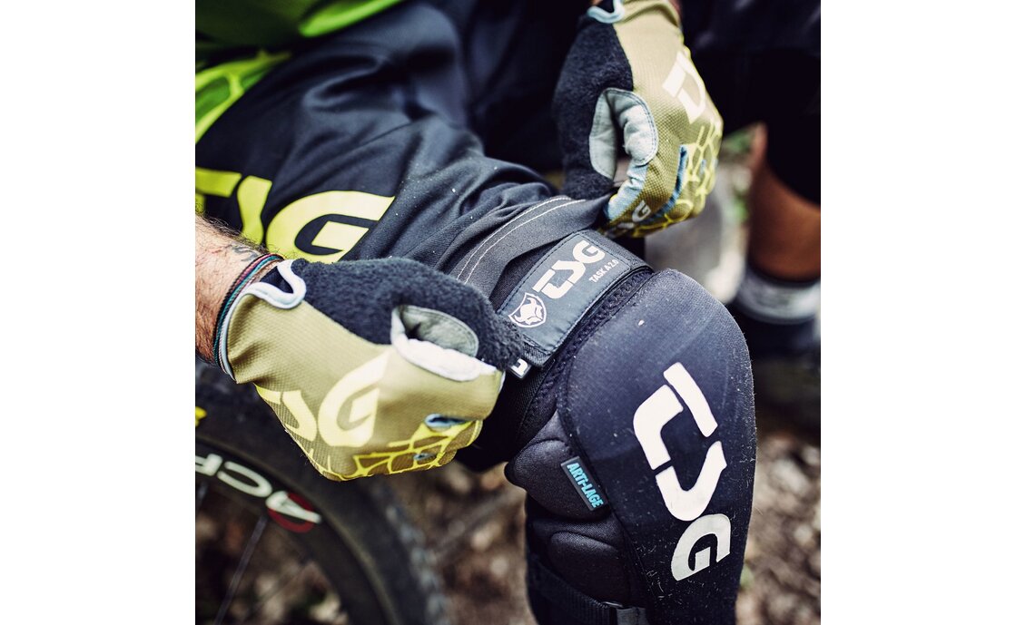 TSG Kneeguard Task A 2.0