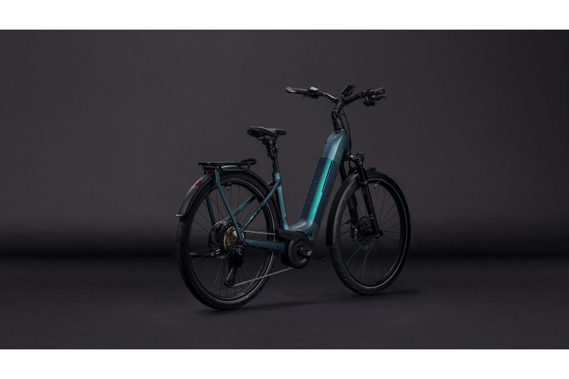 Cube Kathmandu Hybrid SLT 800 - 800 Wh - 28 Zoll - Tiefeinsteiger - 2026