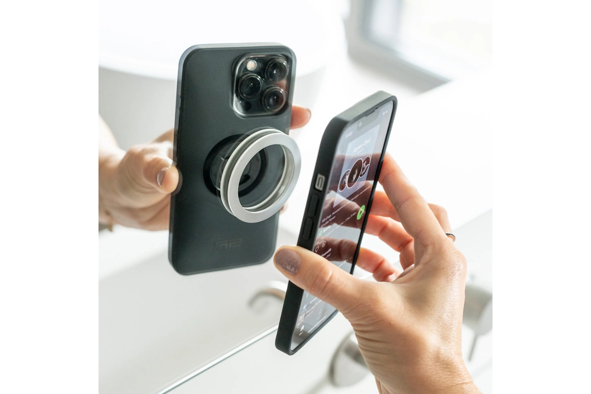 SP Connect Magnetic Adhesive Mount SPC+