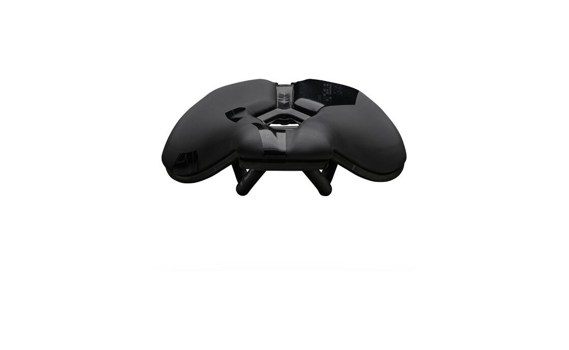 PRO Stealth Curved Performance Sattel