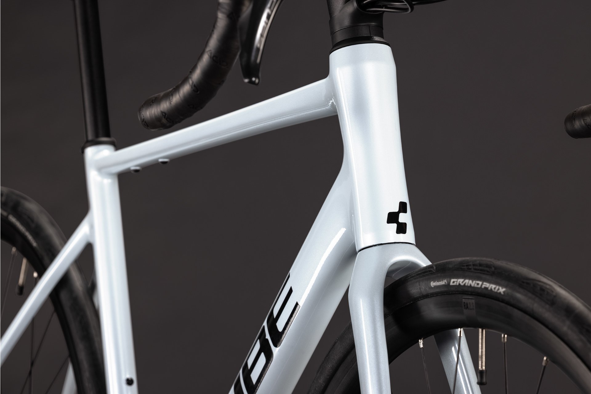 Cube Attain Race - 28 Zoll - Diamant - 2027