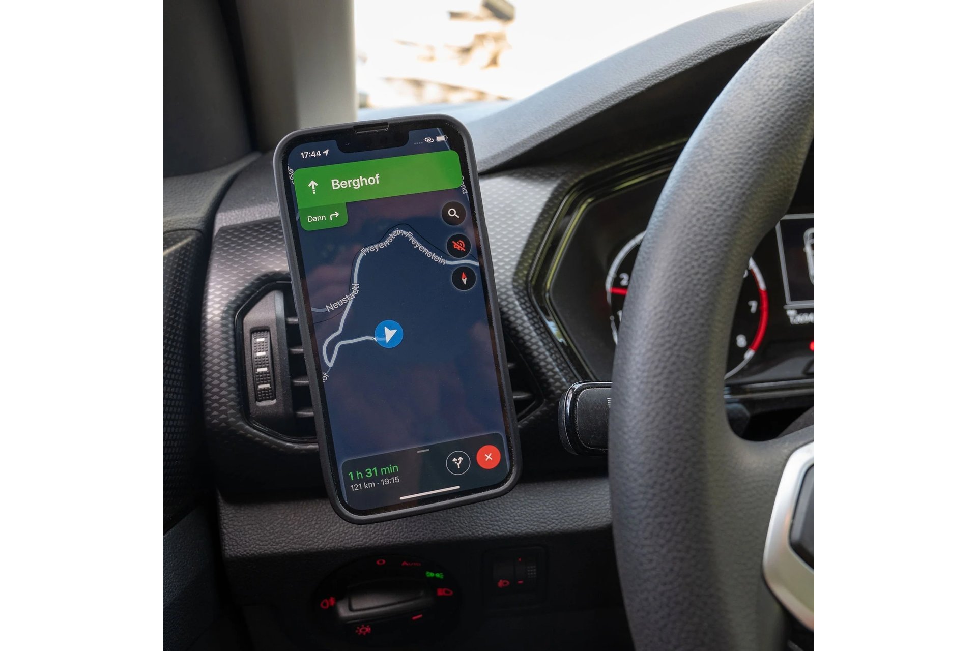 SP Connect Charging Vent Mount SPC+