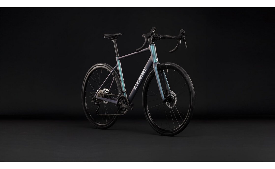 Cube Attain Race - 28 Zoll - Diamant - 2027