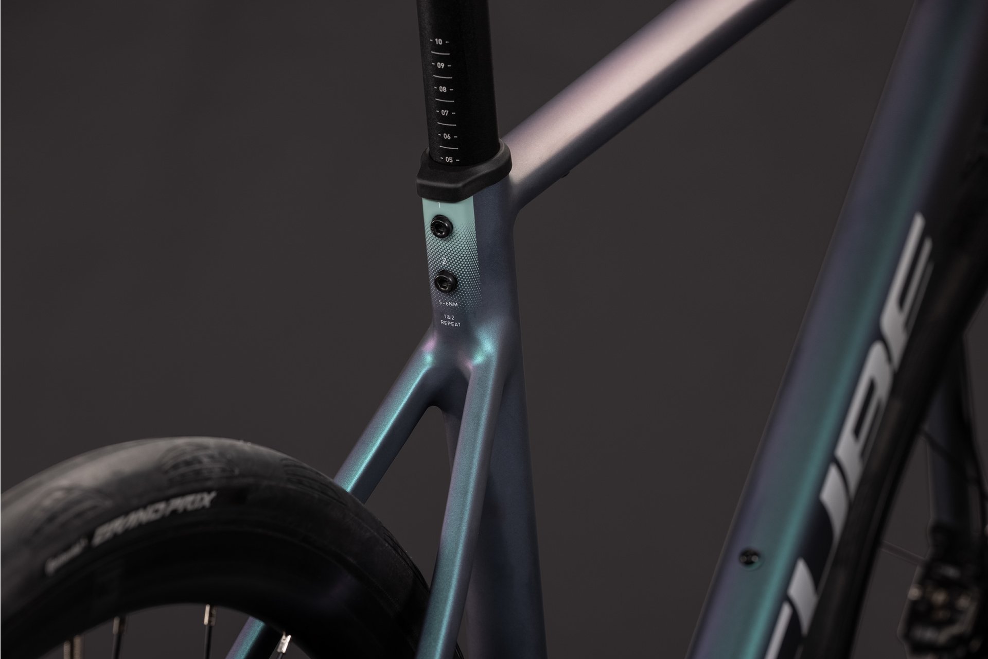 Cube Attain Race - 28 Zoll - Diamant - 2027