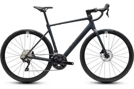 Rennräder - Cube Attain SLX - 28 Zoll - Diamant - 2027