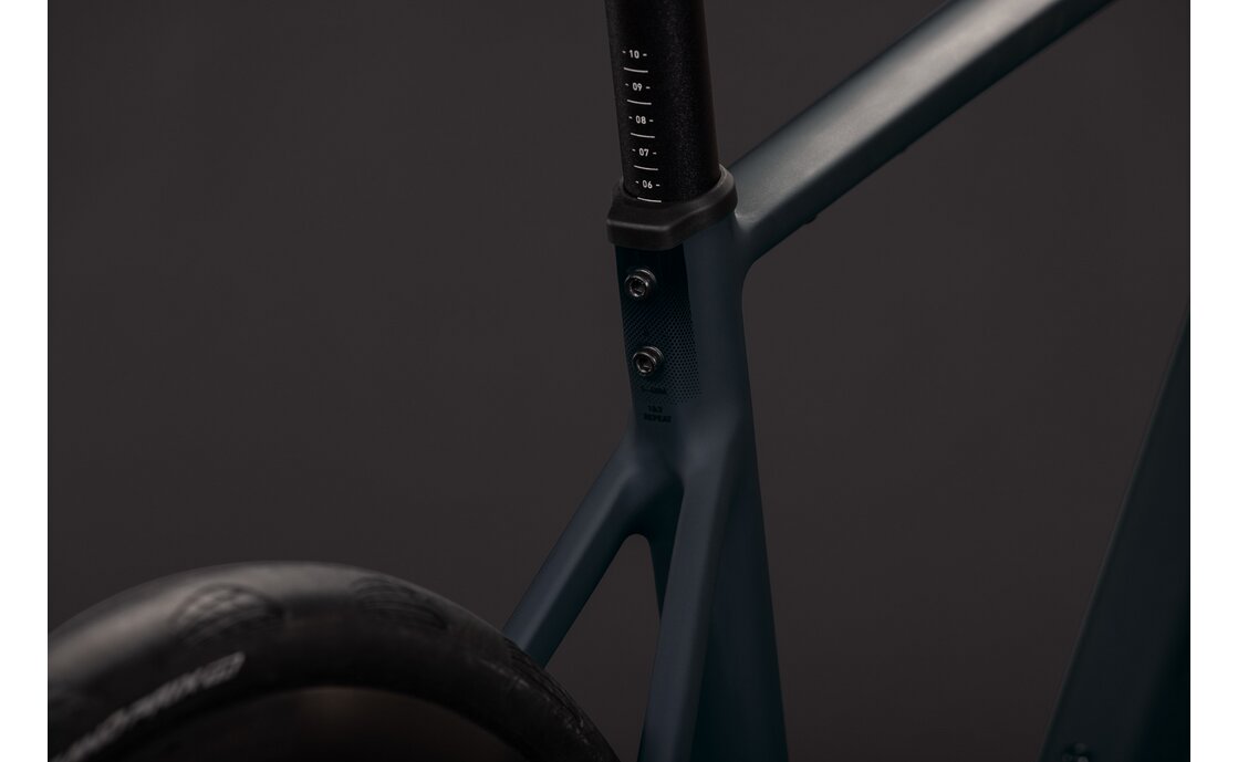 Cube Attain SLX - 28 Zoll - Diamant - 2027