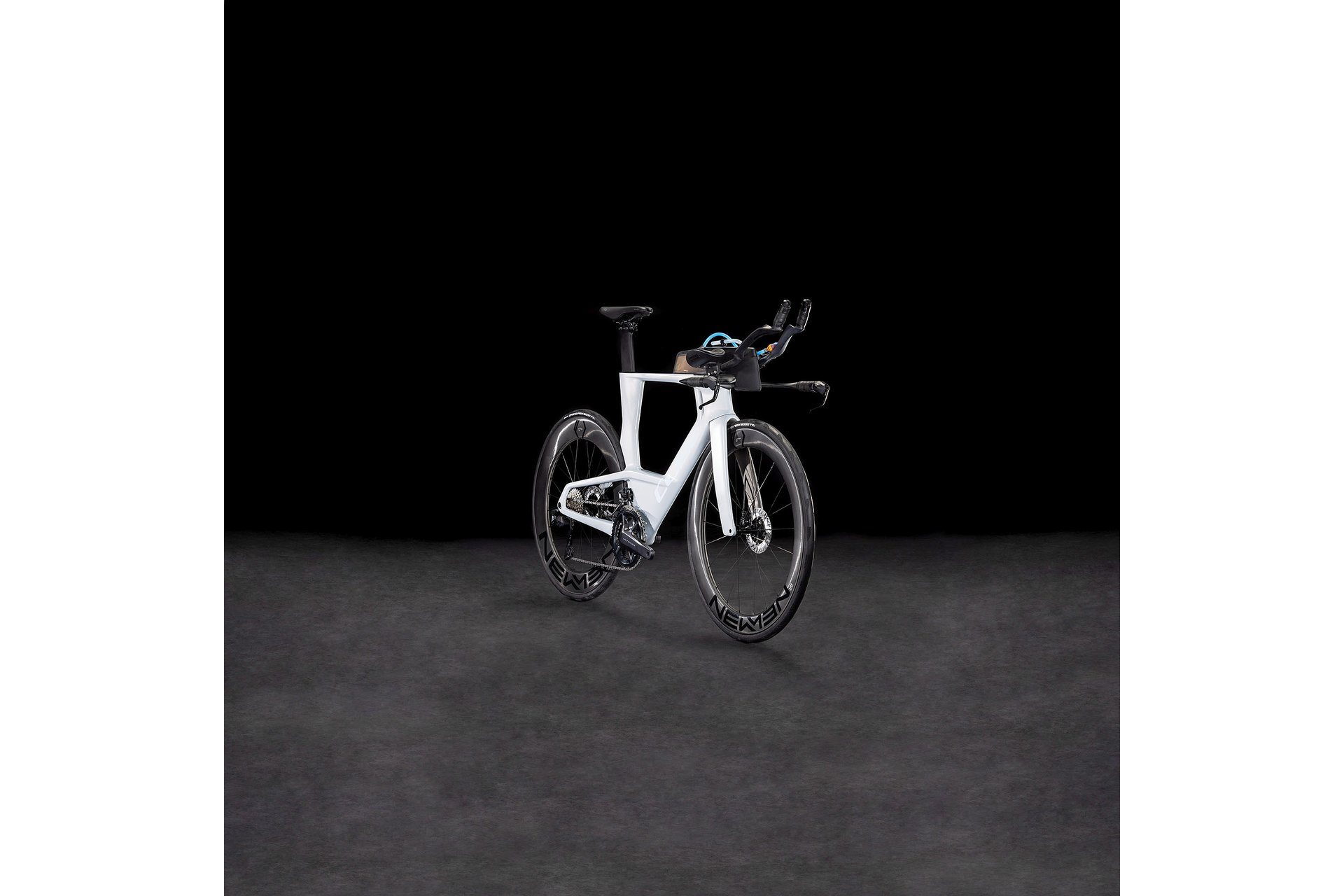 Cube Aerium C:68X Race - 28 Zoll - Diamant - 2026