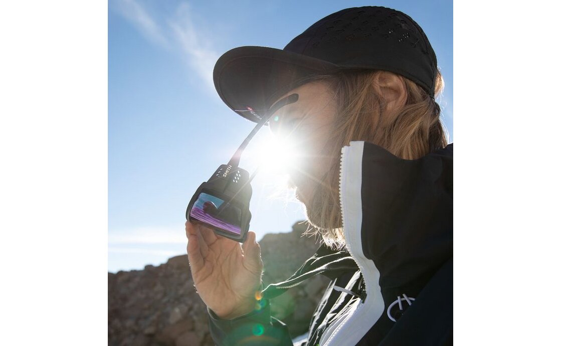 Smith Pursuit Matte Black - ChromaPop Glacier Photochromic