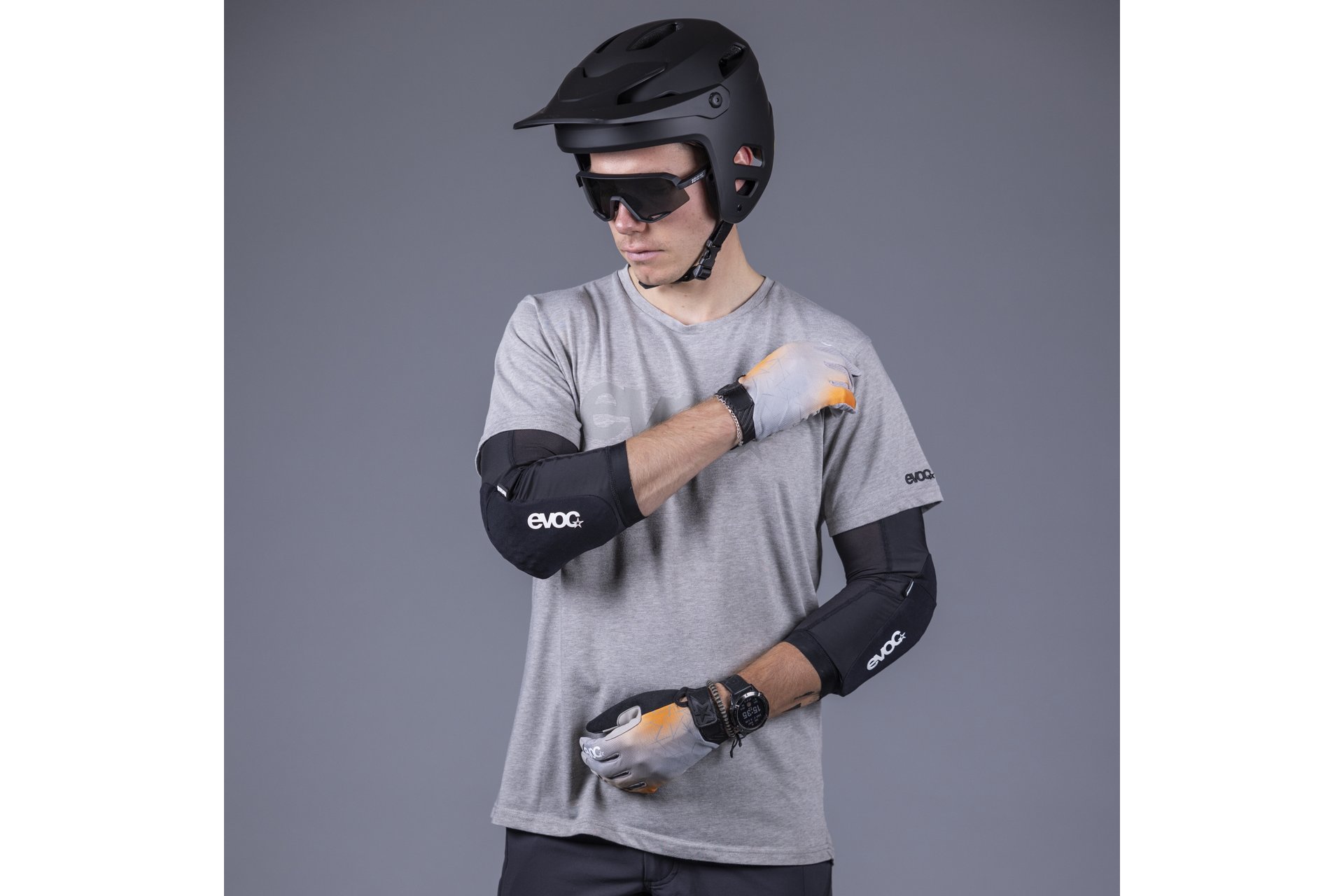 Evoc Ellenbogen Protektor LS Flex Lite