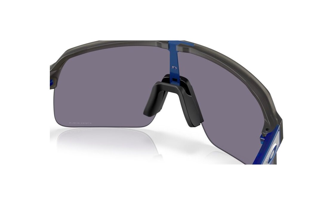 Oakley Sutro Lite Matte Grey Smoke/Prizm Grey
