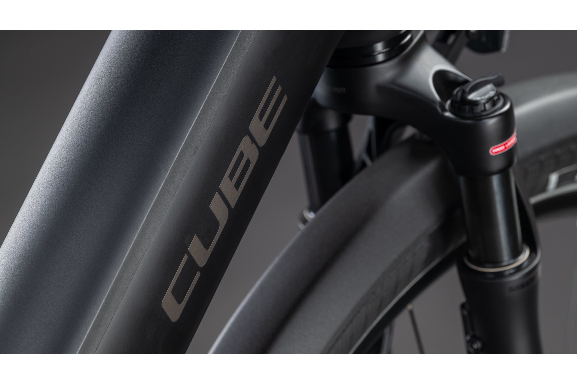 Cube Supreme RT Hybrid Deluxe EX 600 - 600 Wh - 28 Zoll - Tiefeinsteiger - 2026