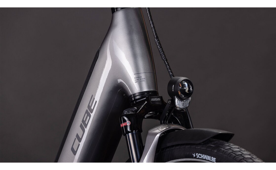 Cube Supreme Hybrid Deluxe Pro 600 - 600 Wh - 28 Zoll - Tiefeinsteiger - 2026
