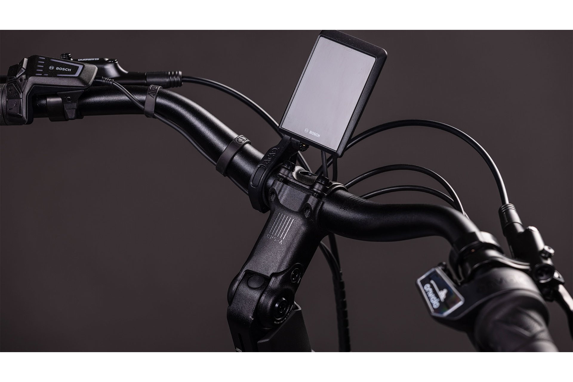 Cube Supreme Hybrid Deluxe SLX 600 - 600 Wh - 28 Zoll - Tiefeinsteiger - 2026