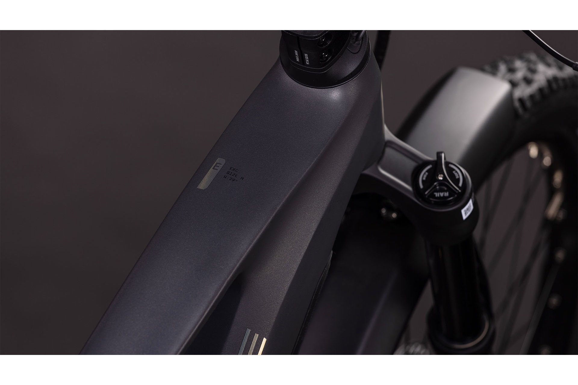 Cube Stereo Hybrid ONE44 EXC 800 FE - 800 Wh - 27,5 Zoll - Fully - 2026