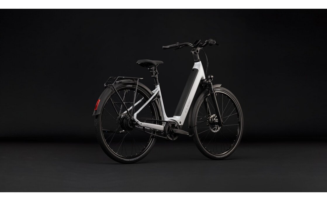 Cube Supreme Hybrid Deluxe Pro 600 - 600 Wh - 28 Zoll - Tiefeinsteiger - 2027