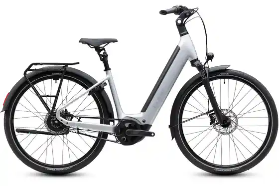 Bosch - E-Bike City - Cube Supreme Hybrid Deluxe Pro 600 - 600 Wh - 28 Zoll - Tiefeinsteiger - 2027