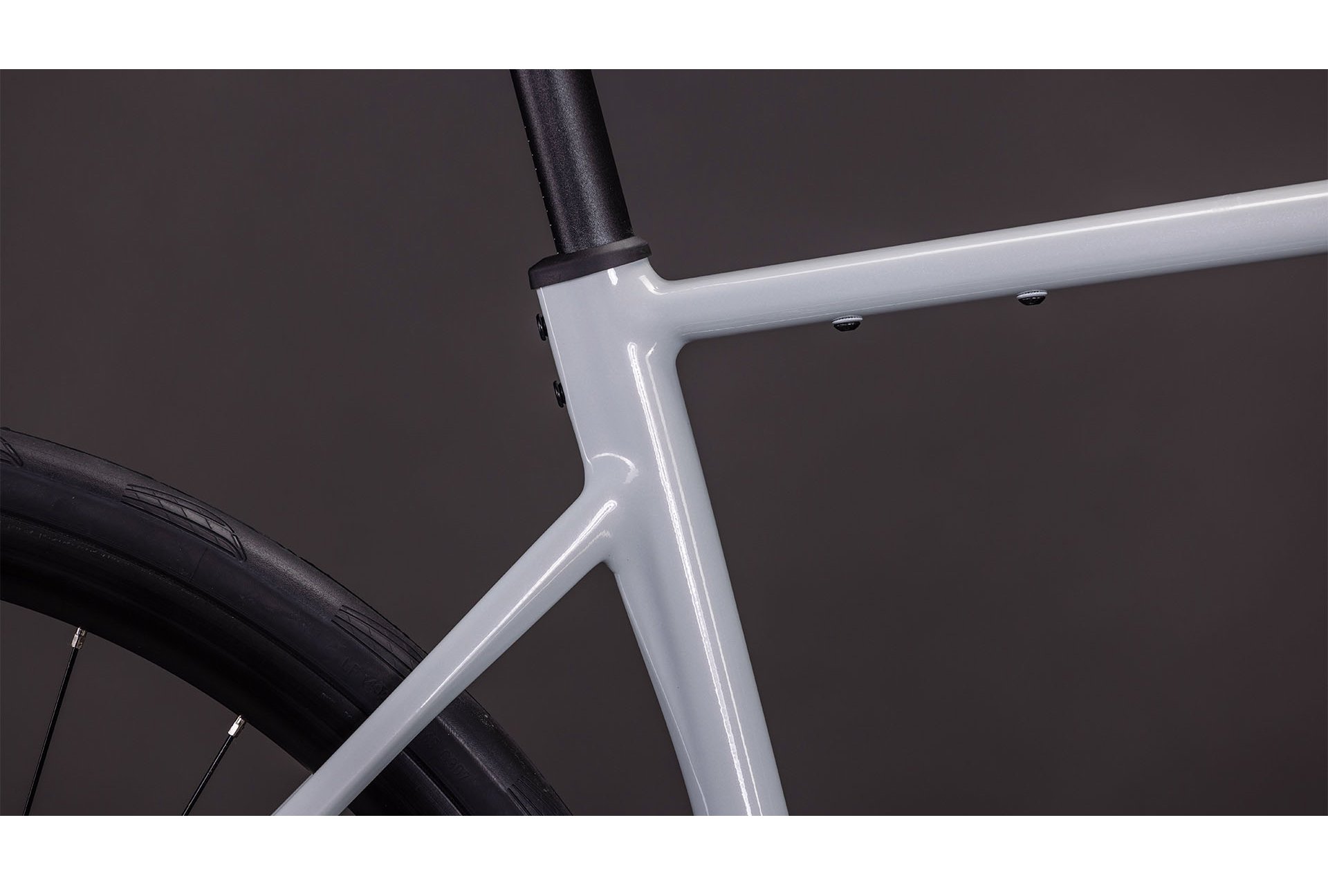 Cube Attain Race - 28 Zoll - Diamant - 2026