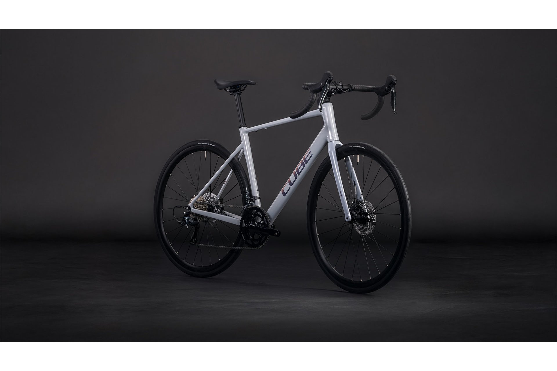 Cube Attain Race - 28 Zoll - Diamant - 2026