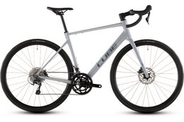 Rennräder - Cube Attain Race - 28 Zoll - Diamant - 2026