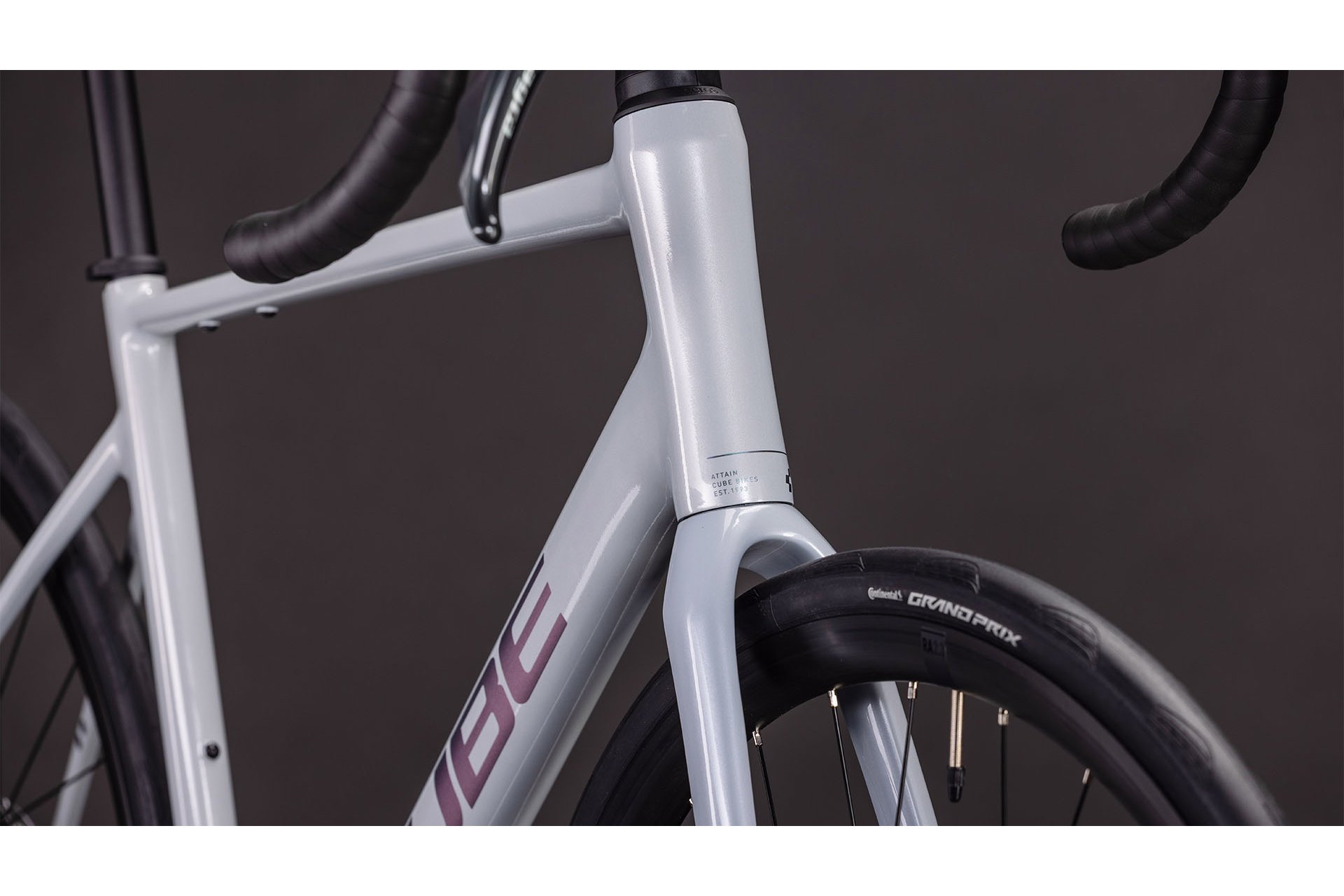 Cube Attain Race - 28 Zoll - Diamant - 2026