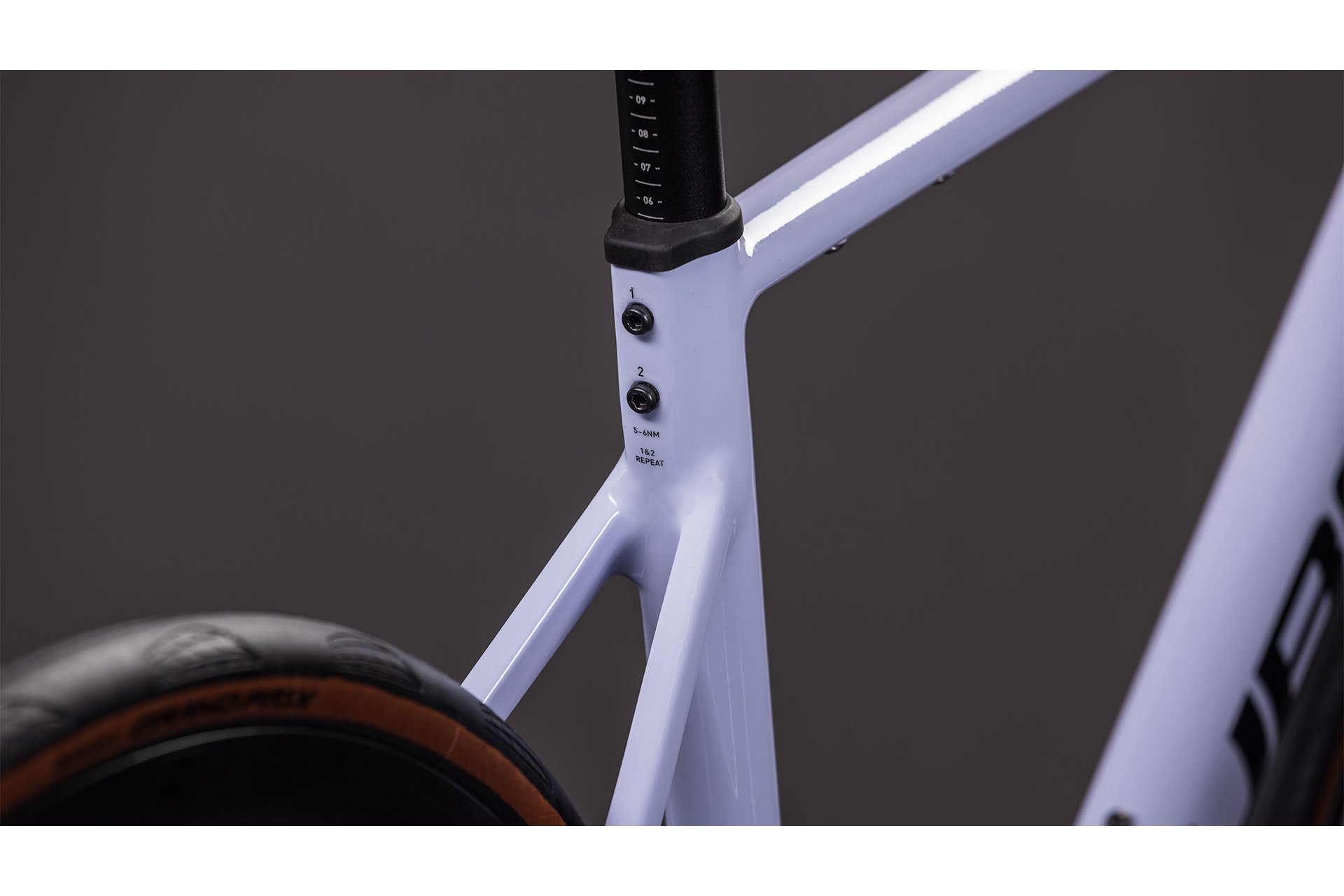 Cube Attain Race - 28 Zoll - Diamant - 2026