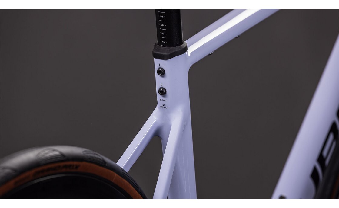 Cube Attain Race - 28 Zoll - Diamant - 2026