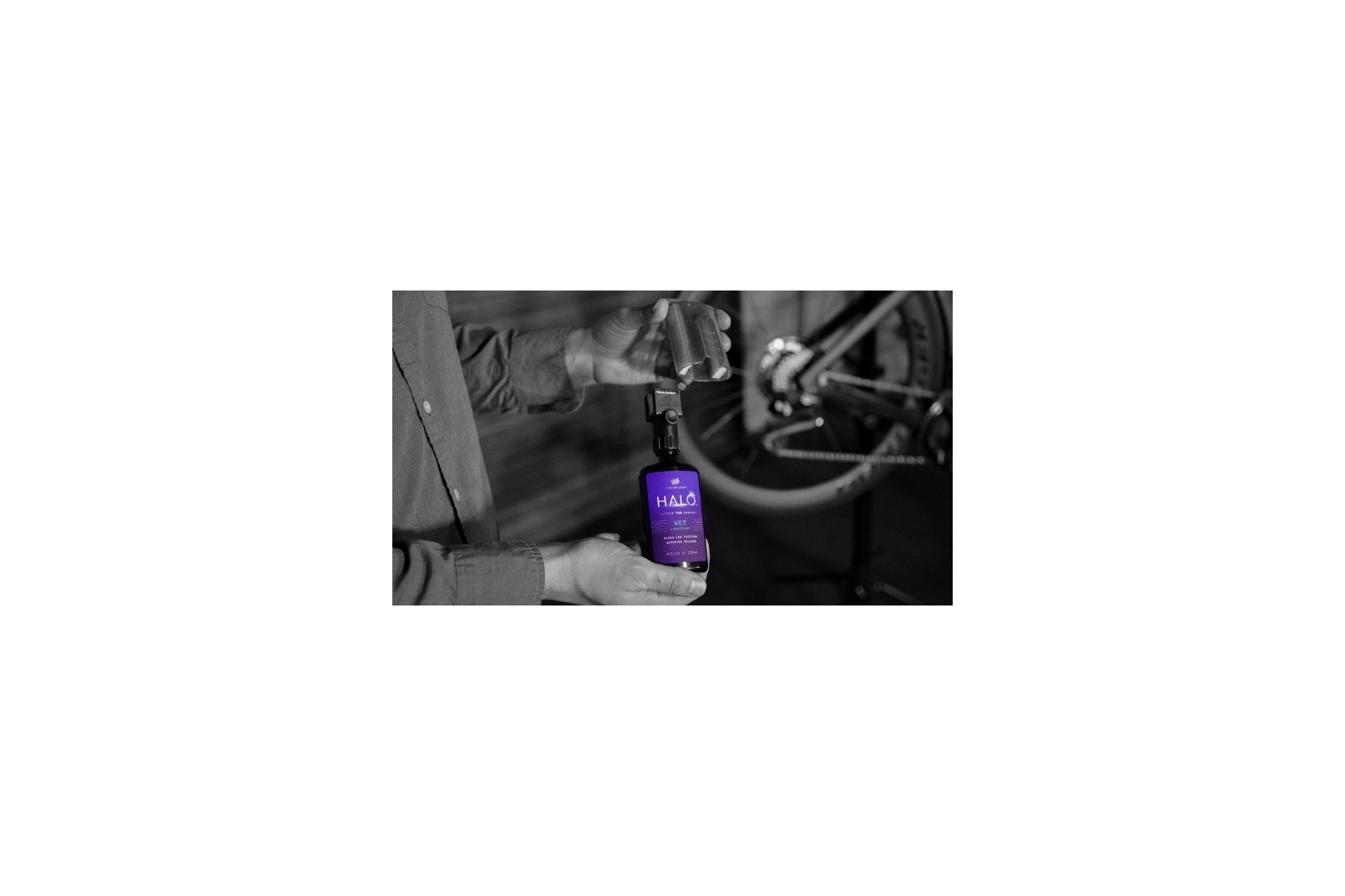 Finish Line HALO Wet Lube Wachsschmiermittel, Flasche + Luber - 120ml