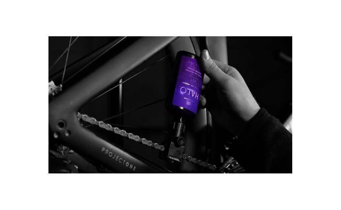 Finish Line HALO Wet Lube Wachsschmiermittel, Flasche + Luber - 120ml