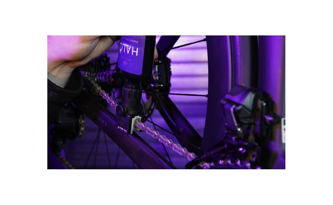 Finish Line HALO Wet Lube Wachsschmiermittel, Flasche + Luber - 120ml