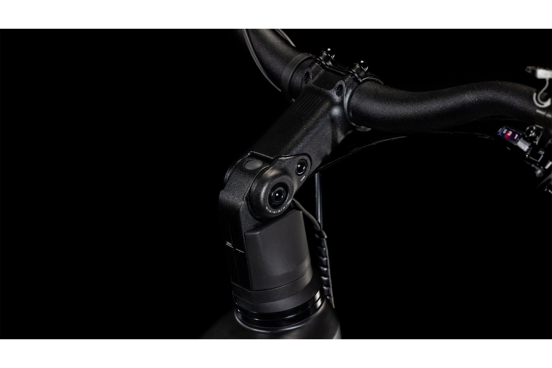 Cube Nuride Hybrid Pro 800 Allroad - 800 Wh - 28 Zoll - Tiefeinsteiger - 2025