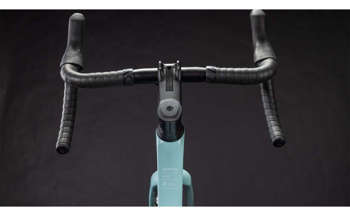Cube Attain C:62 Race - 28 Zoll - Diamant - 2026