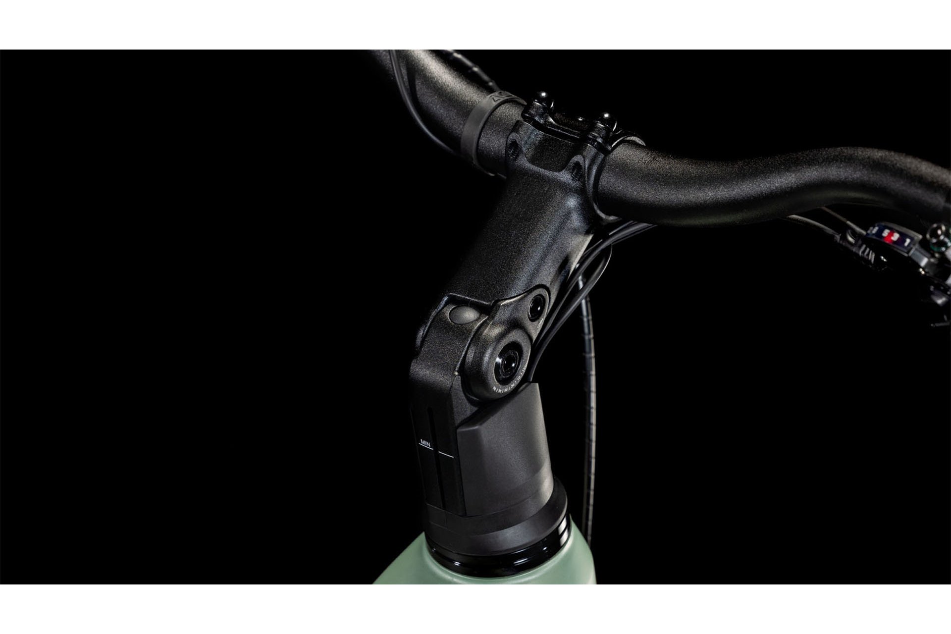 Cube Nuride Hybrid Pro 800 Allroad - 800 Wh - 28 Zoll - Tiefeinsteiger - 2025