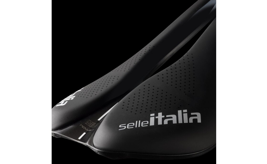 Selle Italia Novus Boost EVO Endurance TM Superflow L3