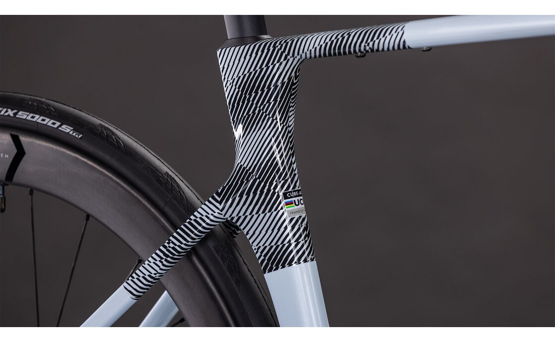 Cube Agree C:62 Race - 28 Zoll - Diamant - 2026