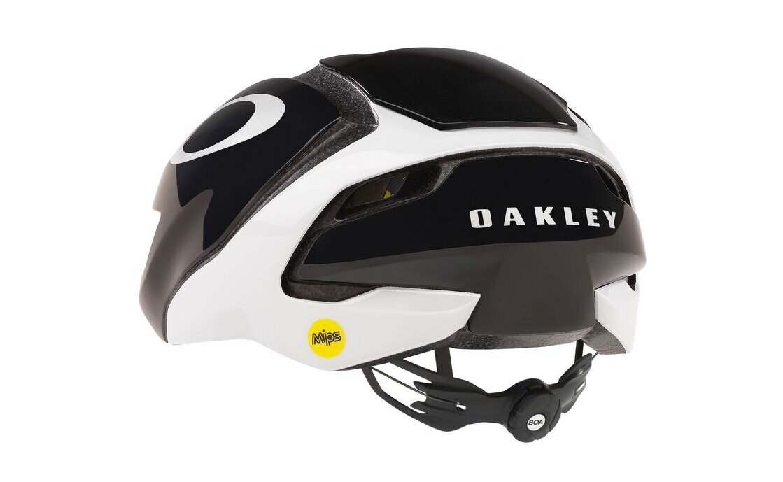 Oakley ARO5