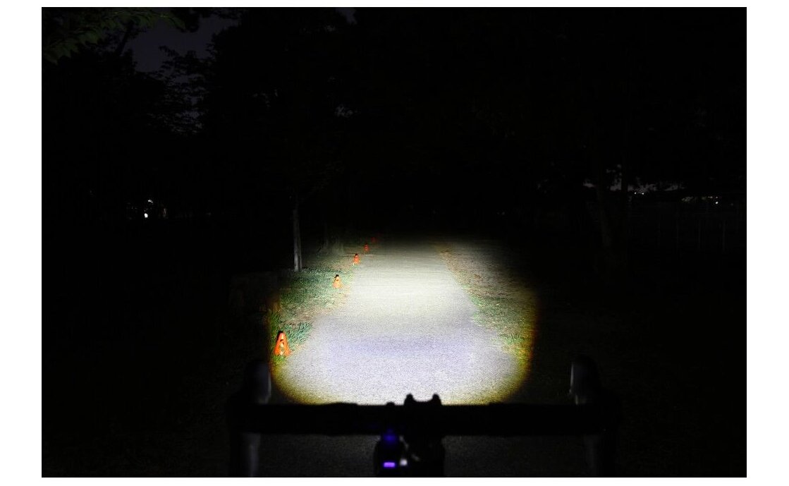 Cateye Frontlicht GVolt 80.1