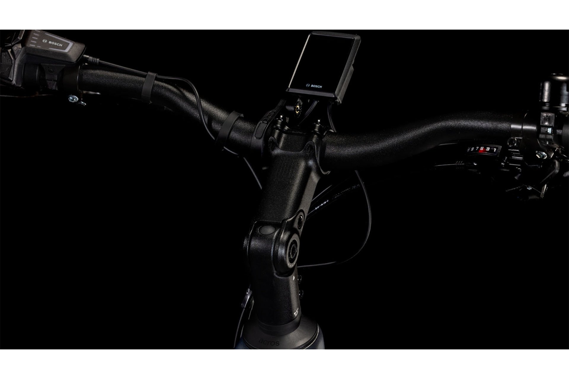 Cube Touring Hybrid Pro 625 - 625 Wh - 28 Zoll - Tiefeinsteiger - 2025