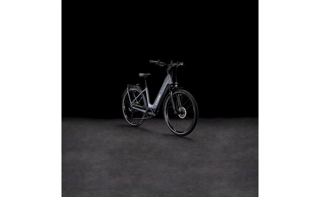 Cube Touring Hybrid Pro 625 - 625 Wh - 28 Zoll - Tiefeinsteiger - 2025