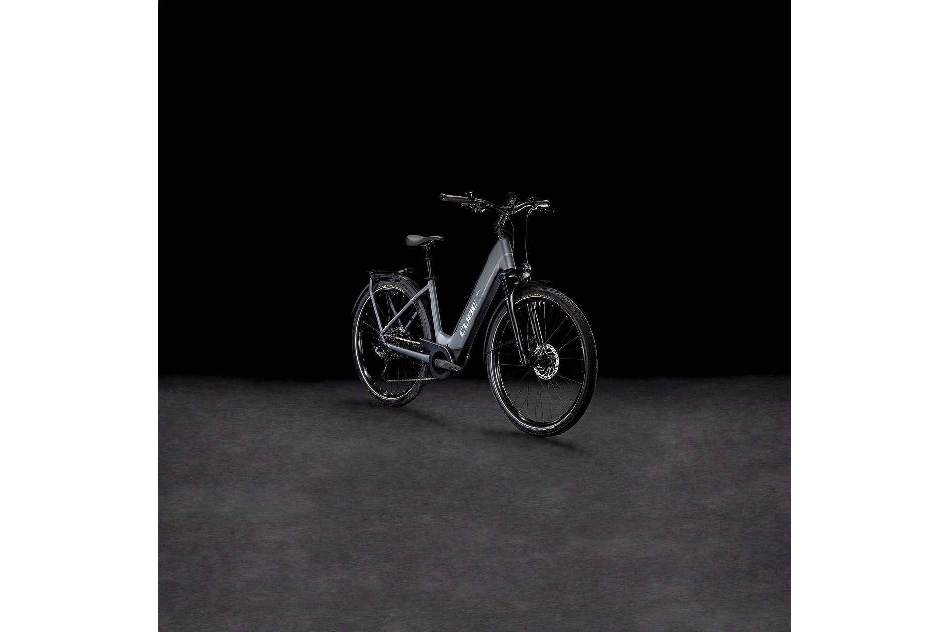 Cube Touring Hybrid Pro 625 - 625 Wh - 28 Zoll - Tiefeinsteiger - 2025