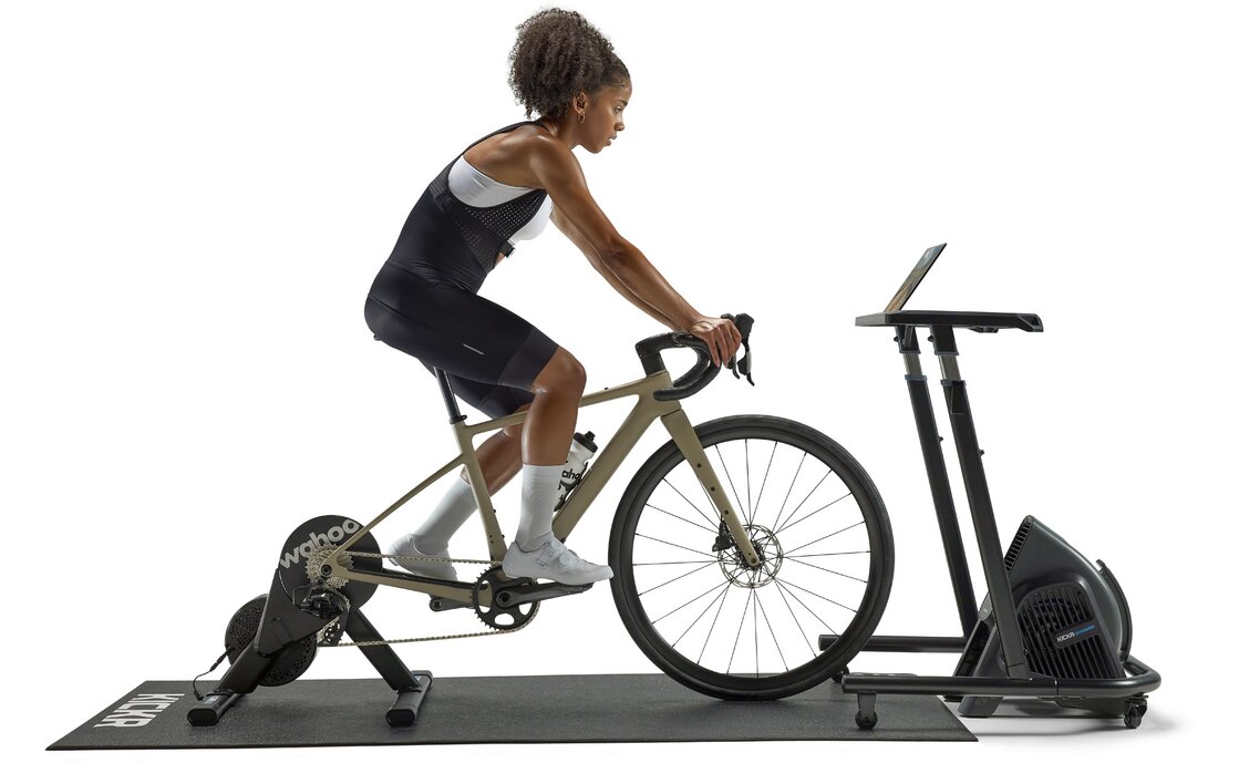 Wahoo KICKR Core 2 + Zwift Click and Cog 
