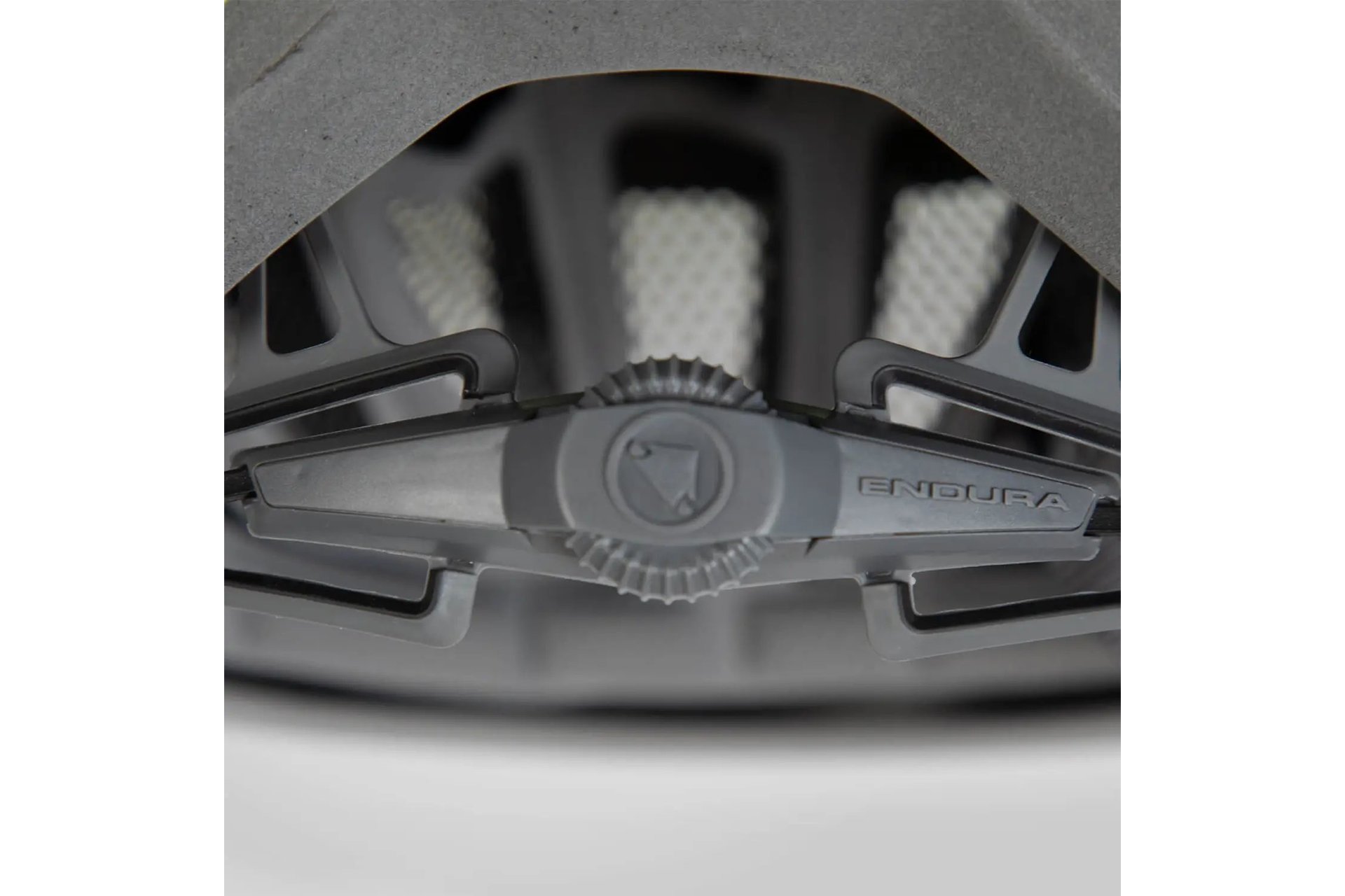 Endura Xtract MIPS Helm
