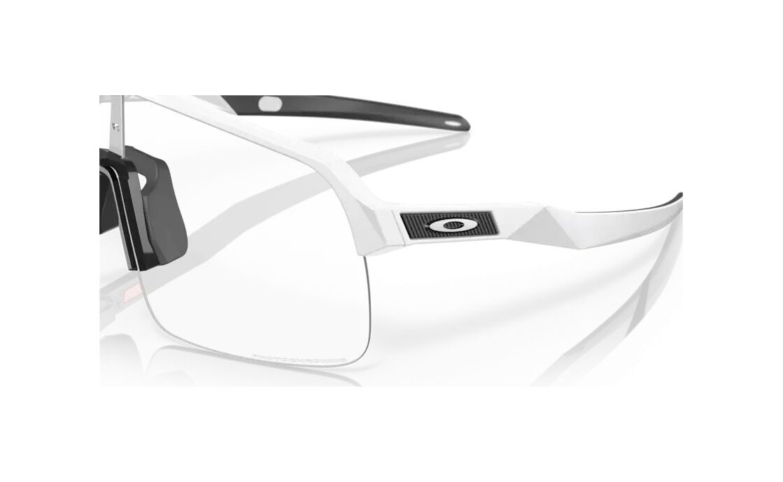 Oakley Sutro Lite Matte White/Clear To Black Iridium Photochromic