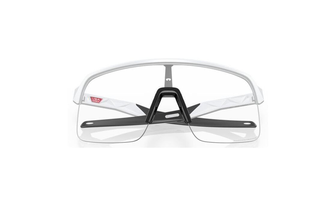 Oakley Sutro Lite Matte White/Clear To Black Iridium Photochromic