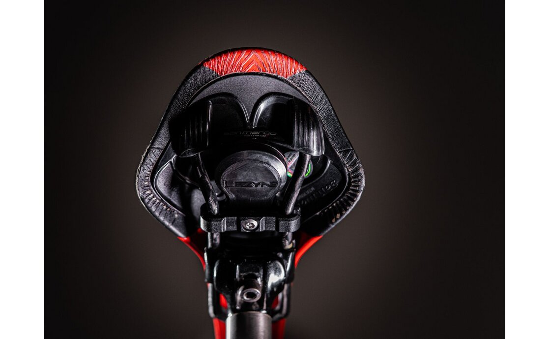 Lezyne Matrix Saddle Tagger für AirTag